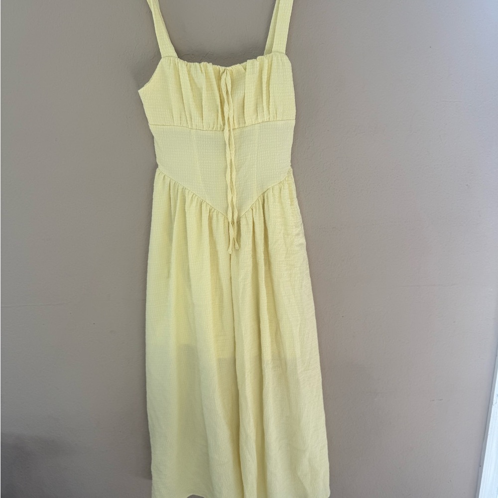 Elegant Yellow Sundress